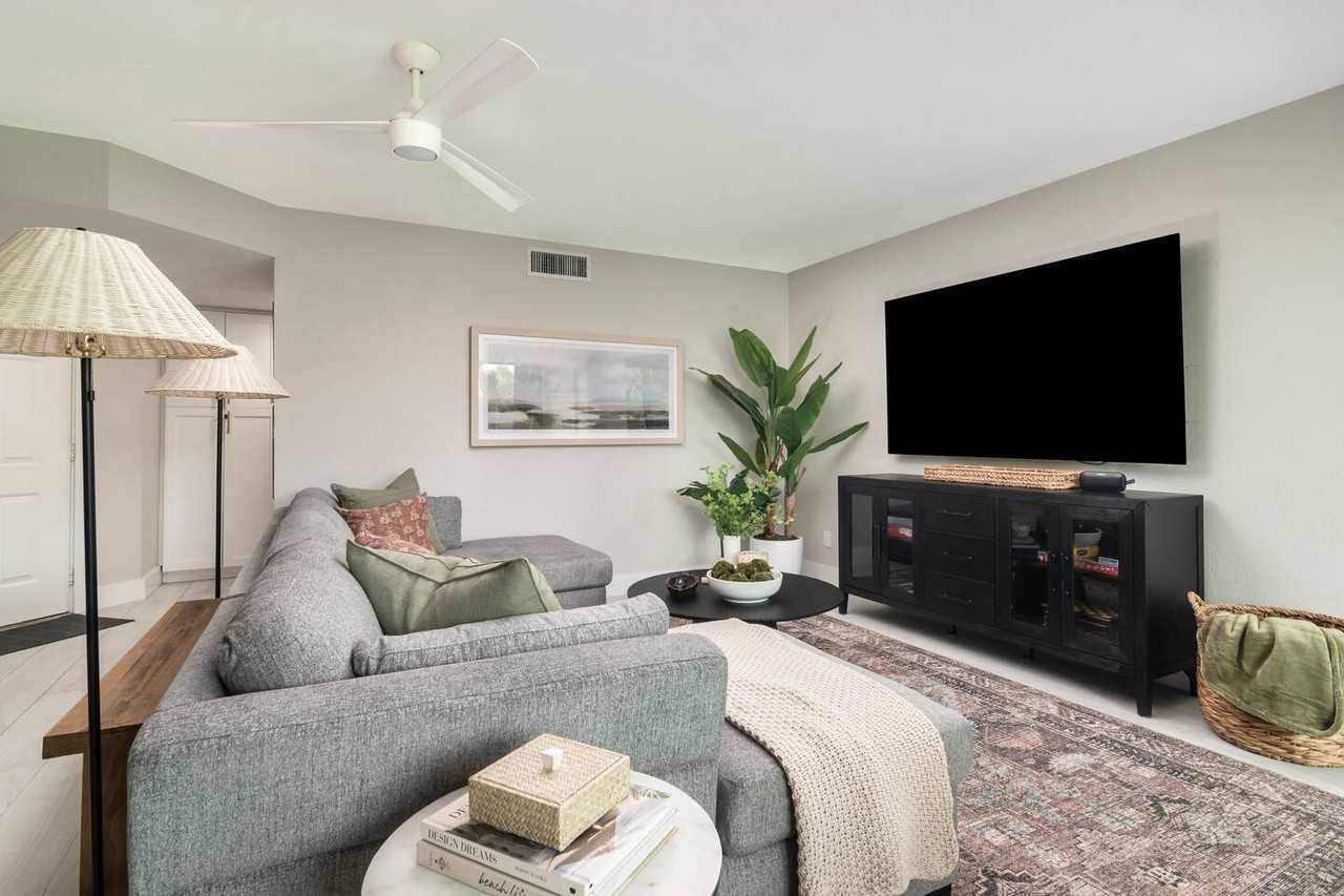 607 Beachwalk Cir #K102 - Photo 5 of 35