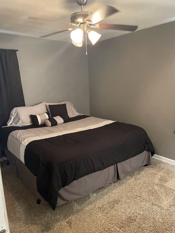 506 Se Llewellyn Ave #NA - Photo 4 of 10