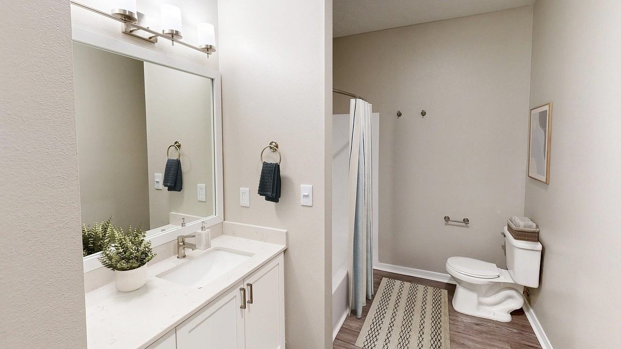 Mallard Crossing Apartments - Photo 7 of 50