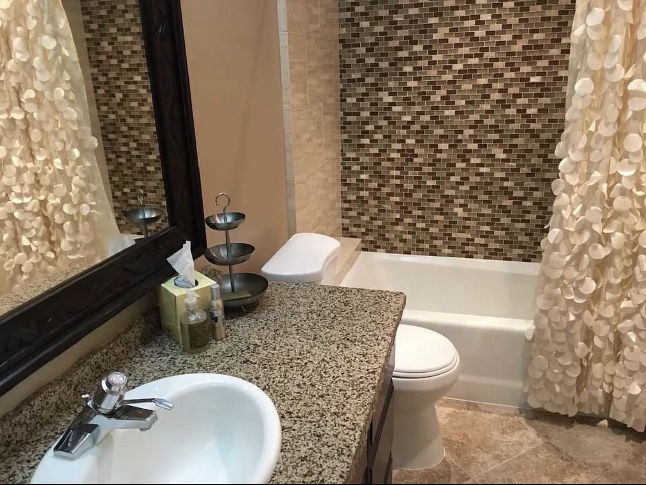 5151 Balboa Blvd #306 - Photo 4 of 17