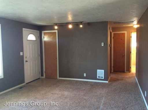 1110 W 7th Pl - Photo 3 of 19