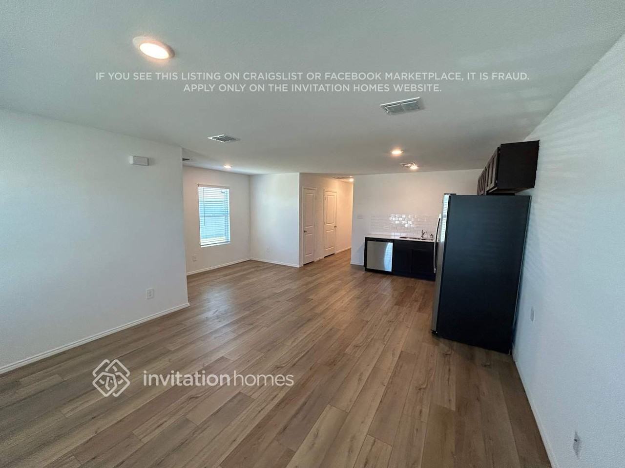 3212 Crestone Dr - Photo 4 of 22