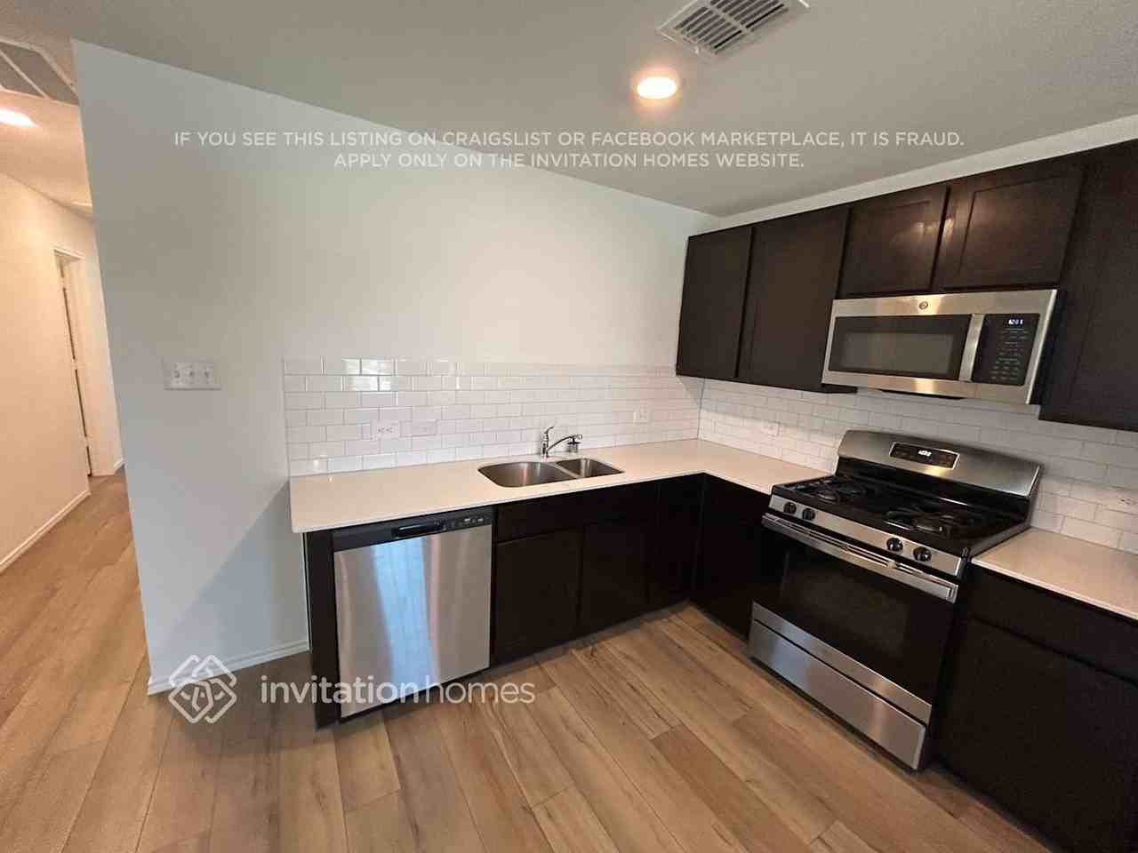 3212 Crestone Dr - Photo 5 of 22