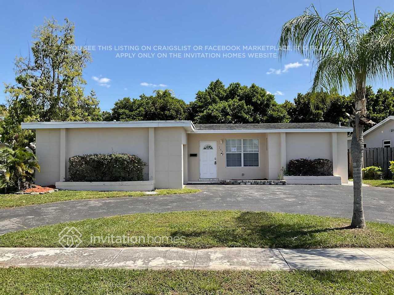 2630 Nw 83rd Ave - Photo 2 of 14