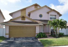 featured image of 9760 Sw 9th Ct