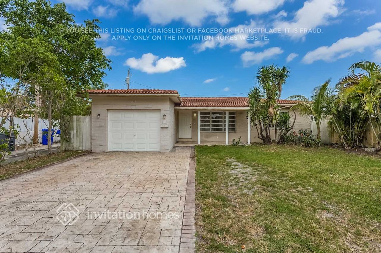 1313 N Park Rd - Photo 2 of 21