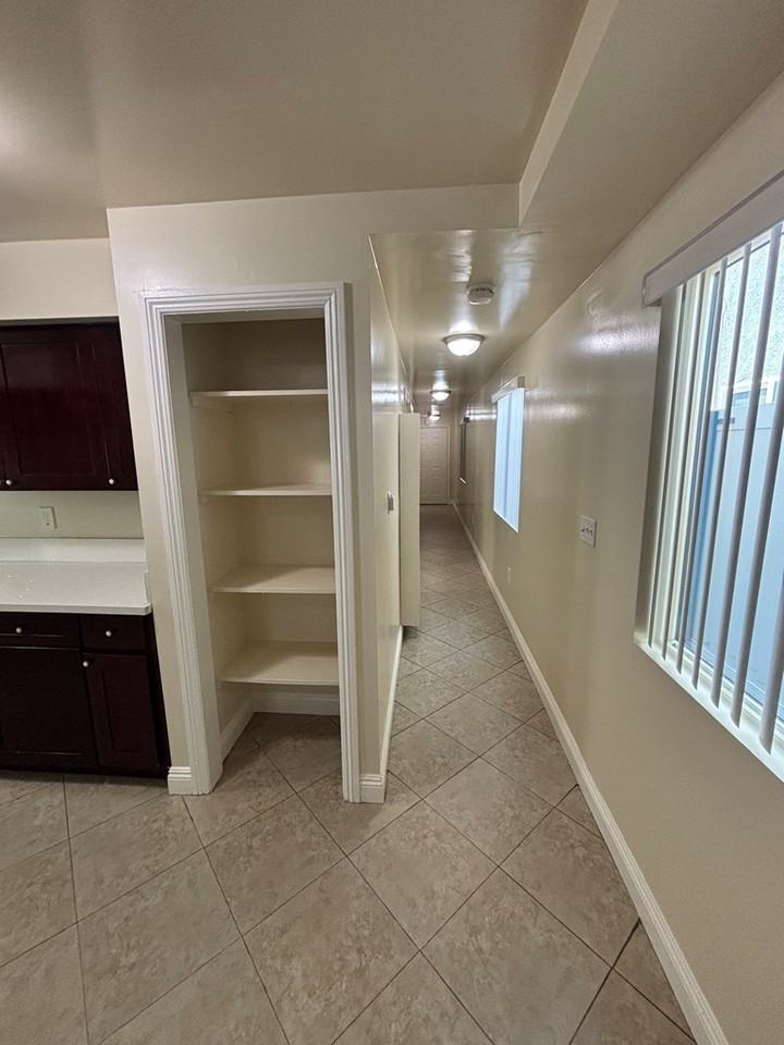 9017 Avalon Boulevard - Photo 5 of 15