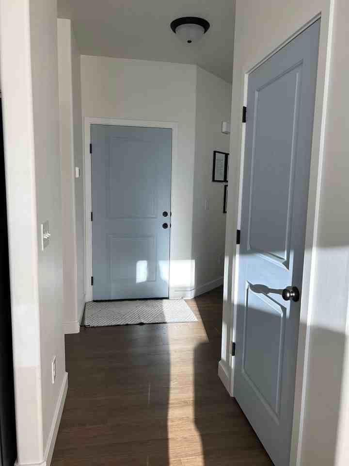 3765 Sw - Photo 3 of 12