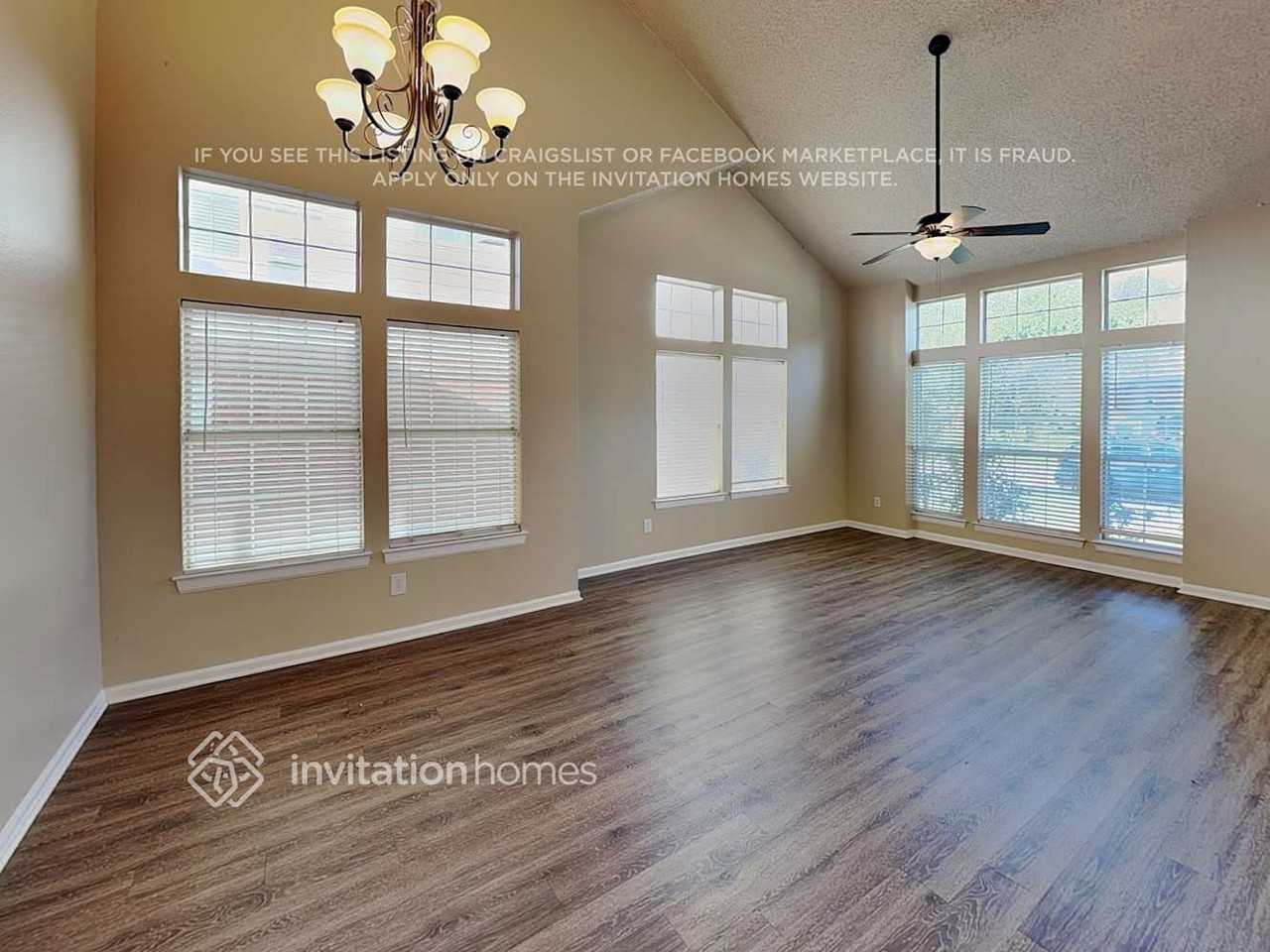 2529 Windchase Dr - Photo 6 of 21