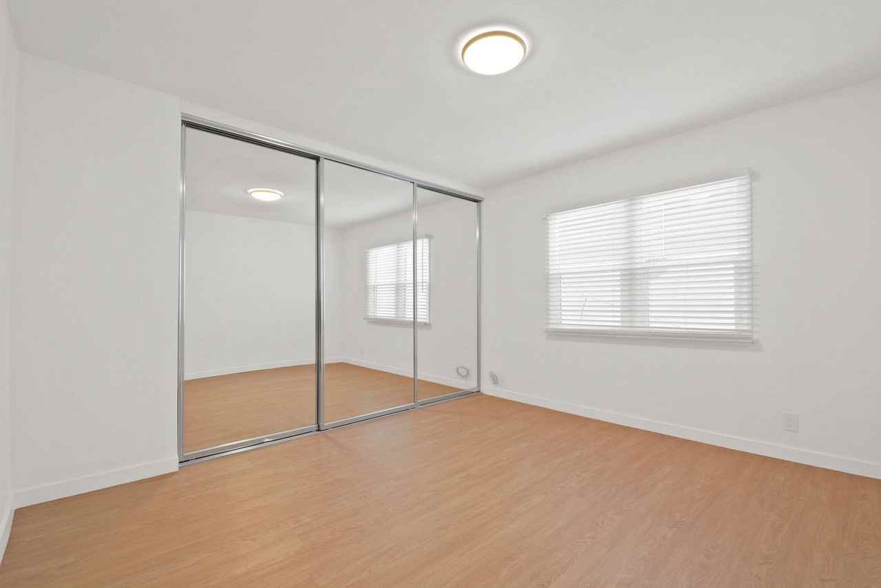 1844-1850 North Harvard - Photo 6 of 24