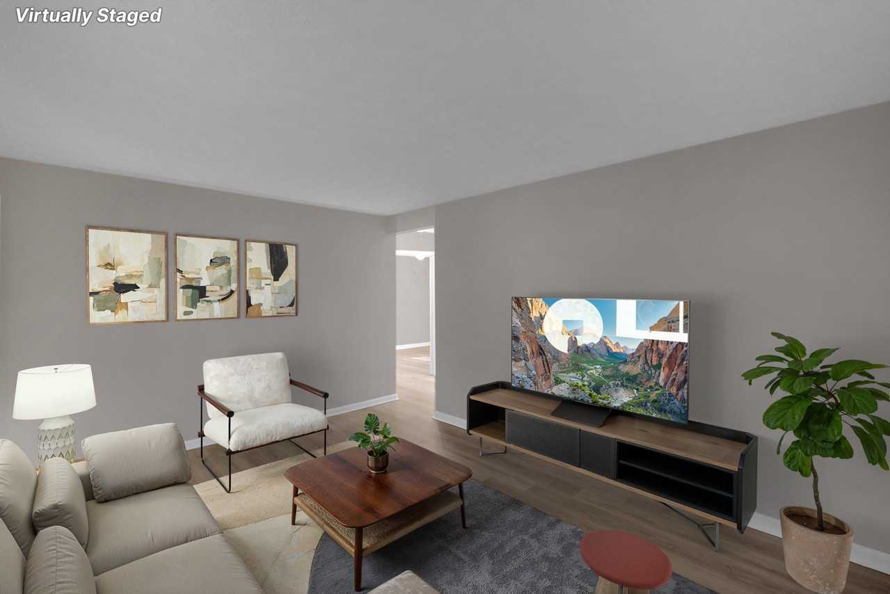 1927 S 28th St - Photo 2 of 17