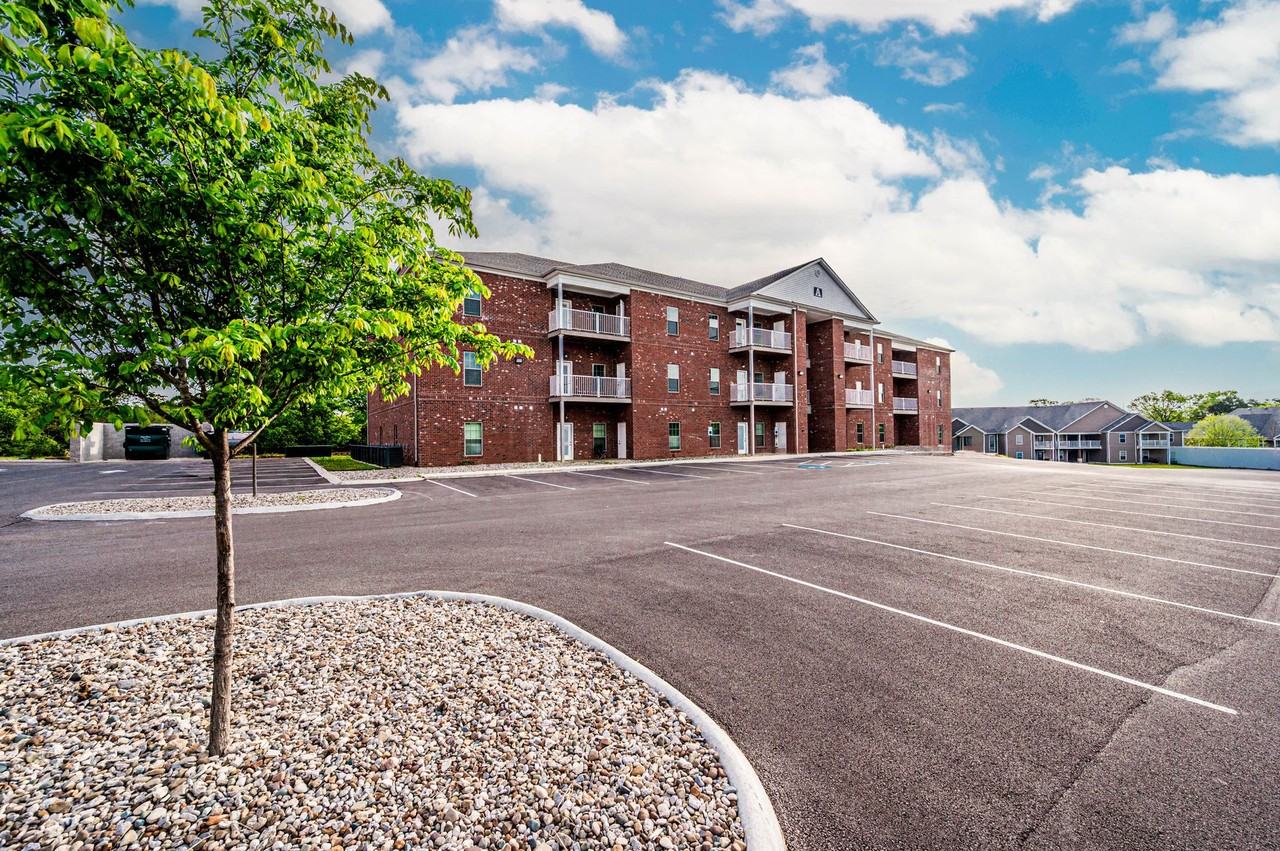 Walnut Creek Apartments - Photo 4 of 50