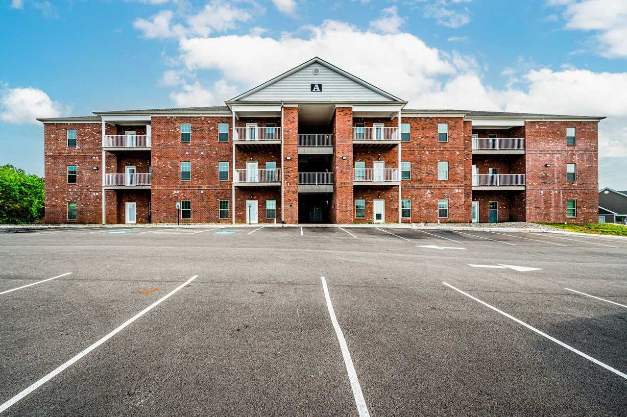 Walnut Creek Apartments - Photo 7 of 50