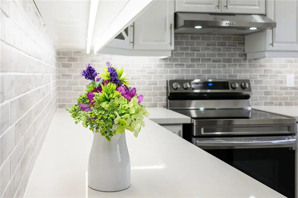 27 Fern Place - Photo 7 of 18