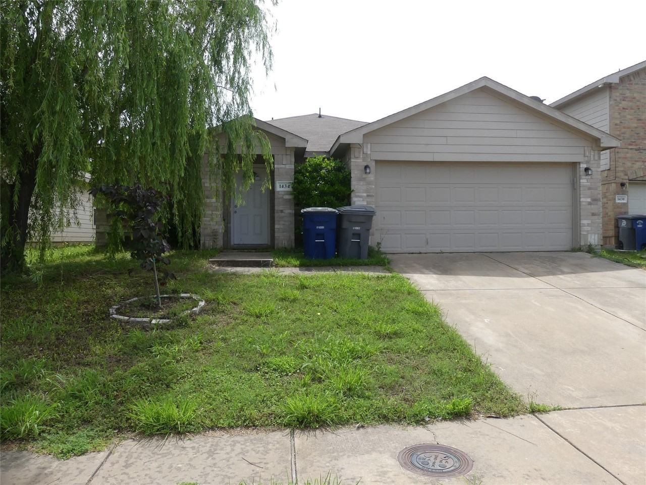 1434 Mission Hills Ln #1