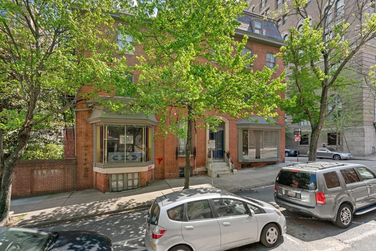 505 Cathedral Street - Photo 4 of 5