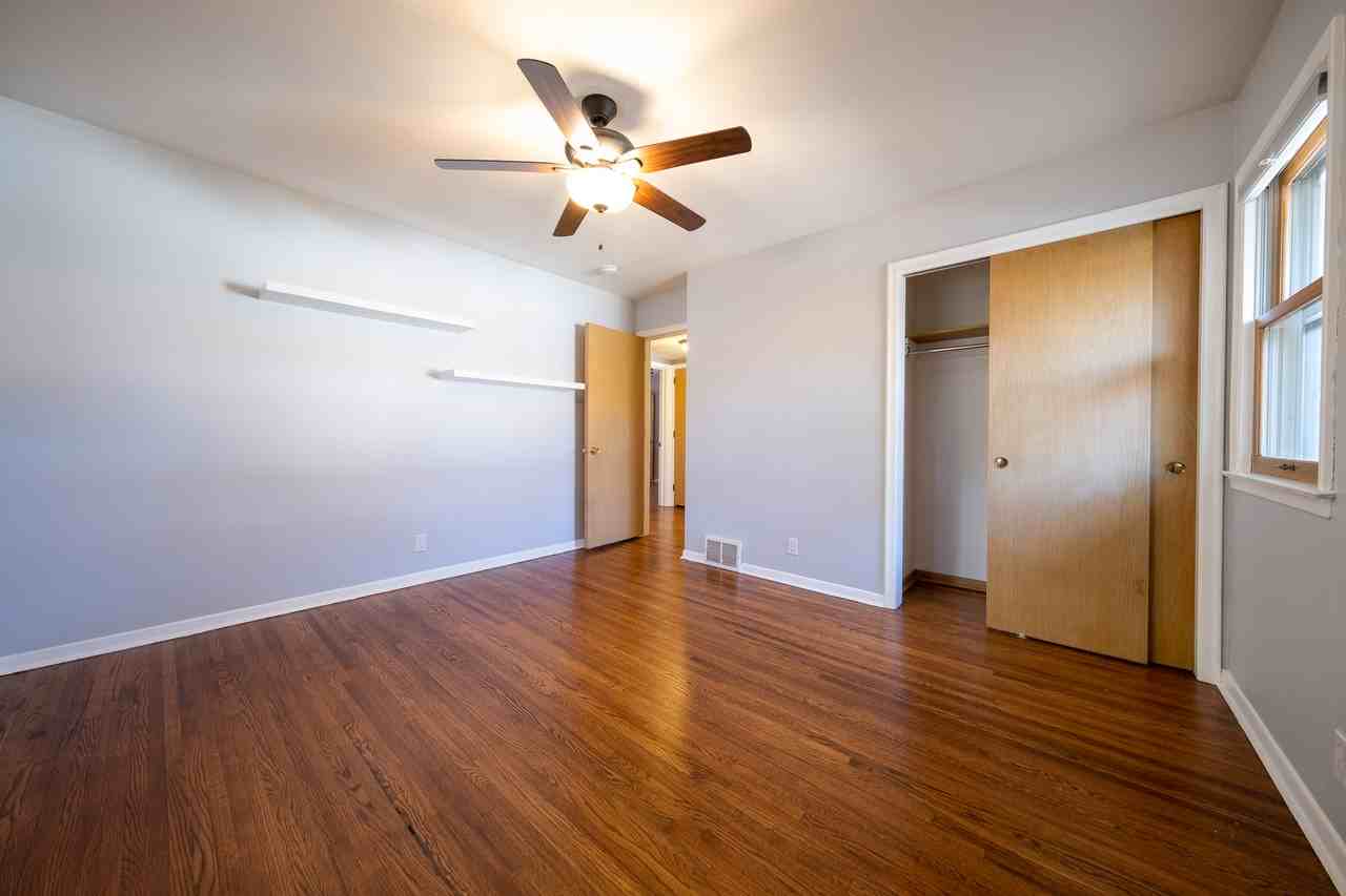 3112 Wilson St Ne #1 - Photo 7 of 28