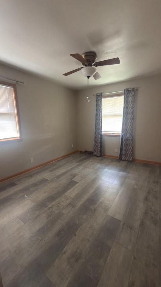 501 Randall Street - Photo 2 of 6