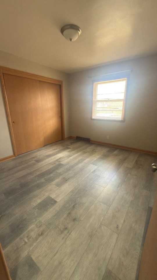 501 Randall Street - Photo 3 of 6