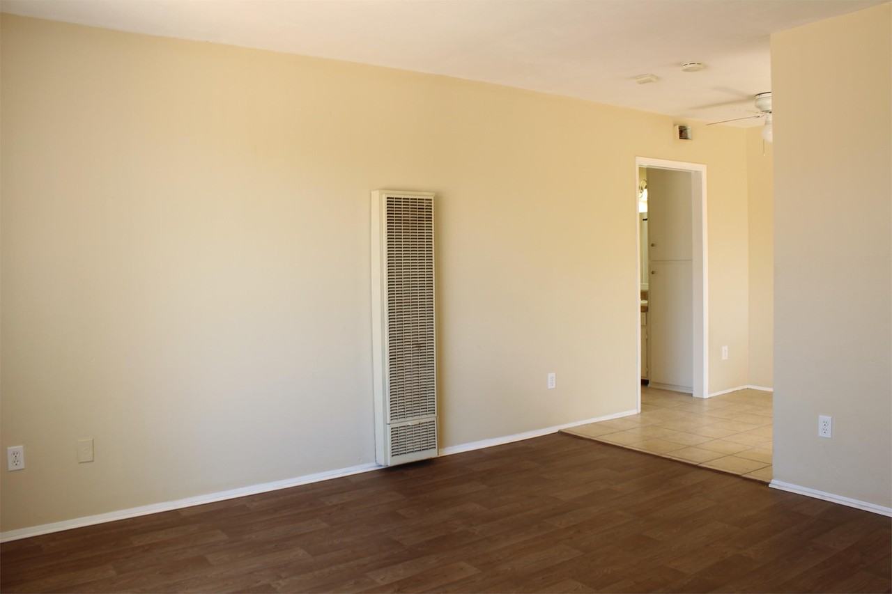 4137 Chamoune Ave #D - Photo 3 of 10