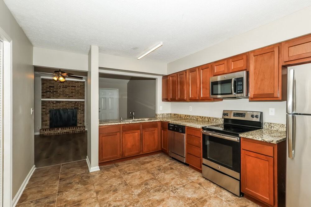 7900 Rochelle Rd - Photo 7 of 16