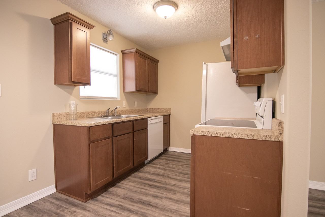 7817 Walnut Dr #1 - Photo 5 of 18