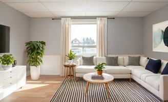 featured image of 5431 Bridge St