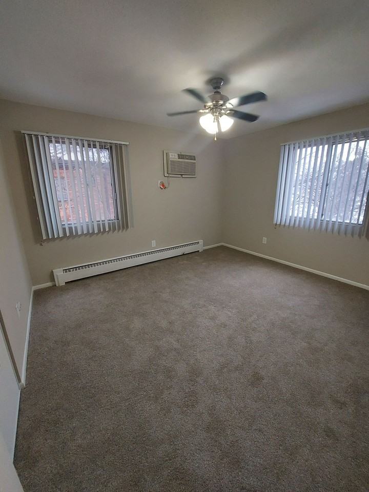 River Walk Apartments of Delano - Photo 6 of 9