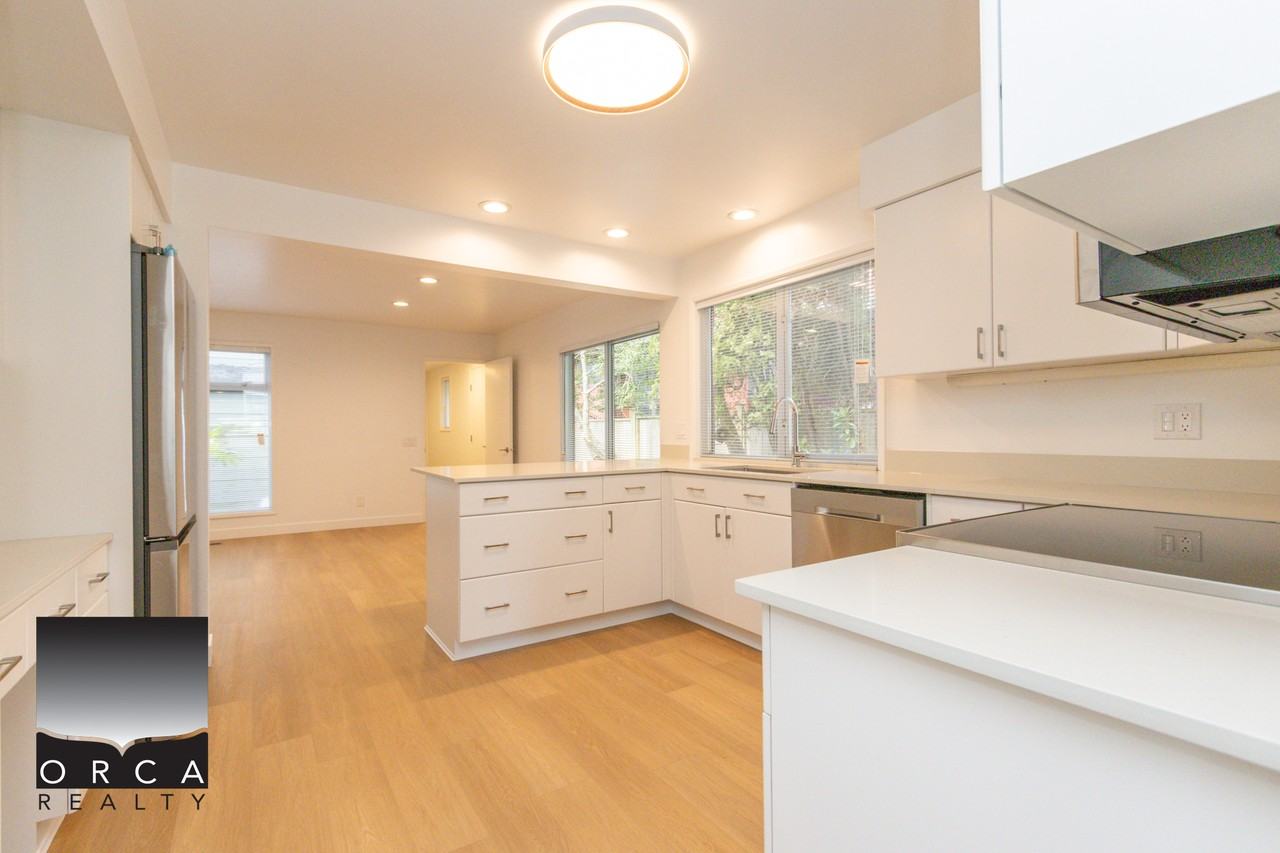 4310 Kevin Pl - Photo 7 of 34