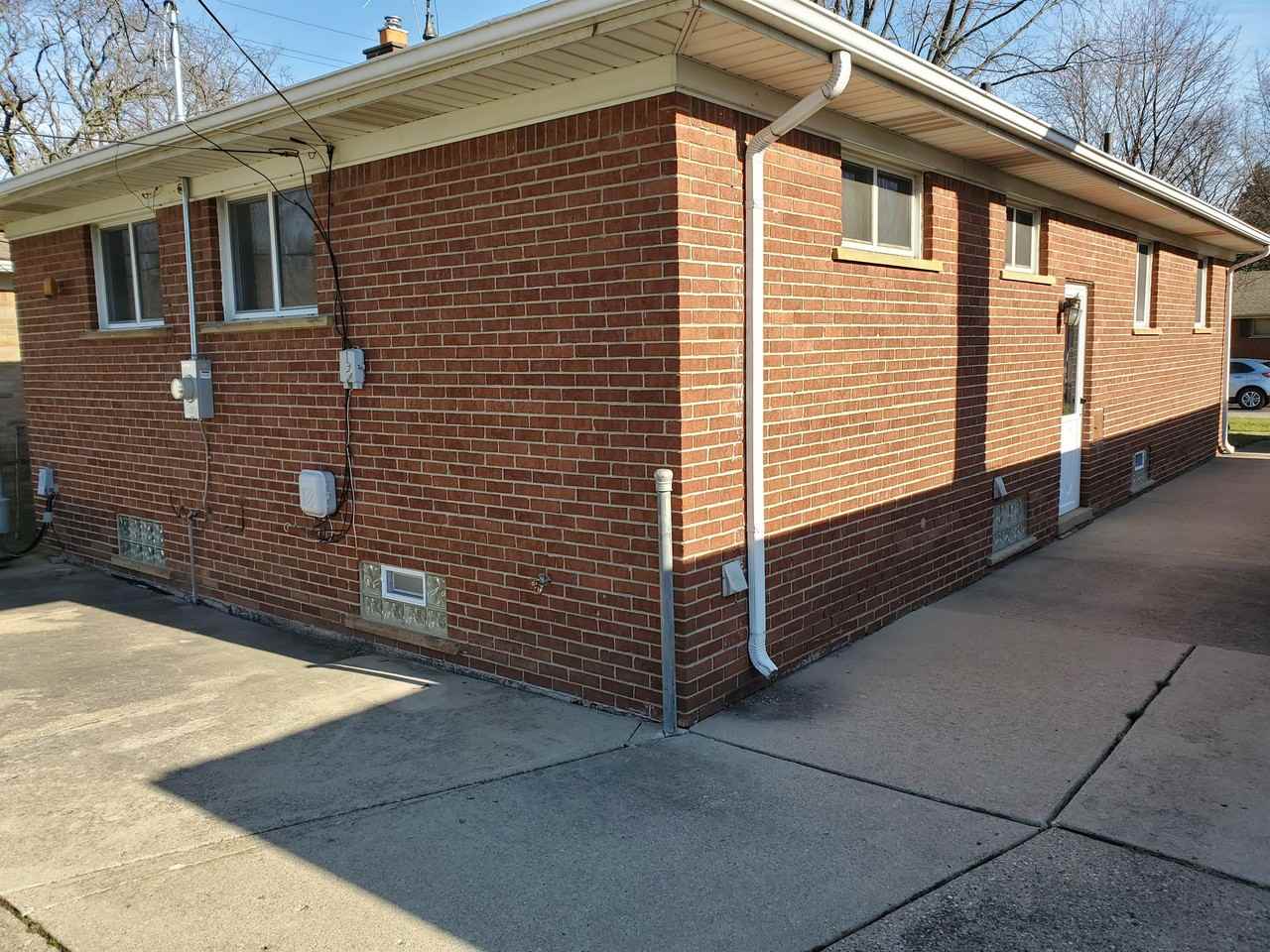 3914 Mckinley St #1 - Photo 2 of 15