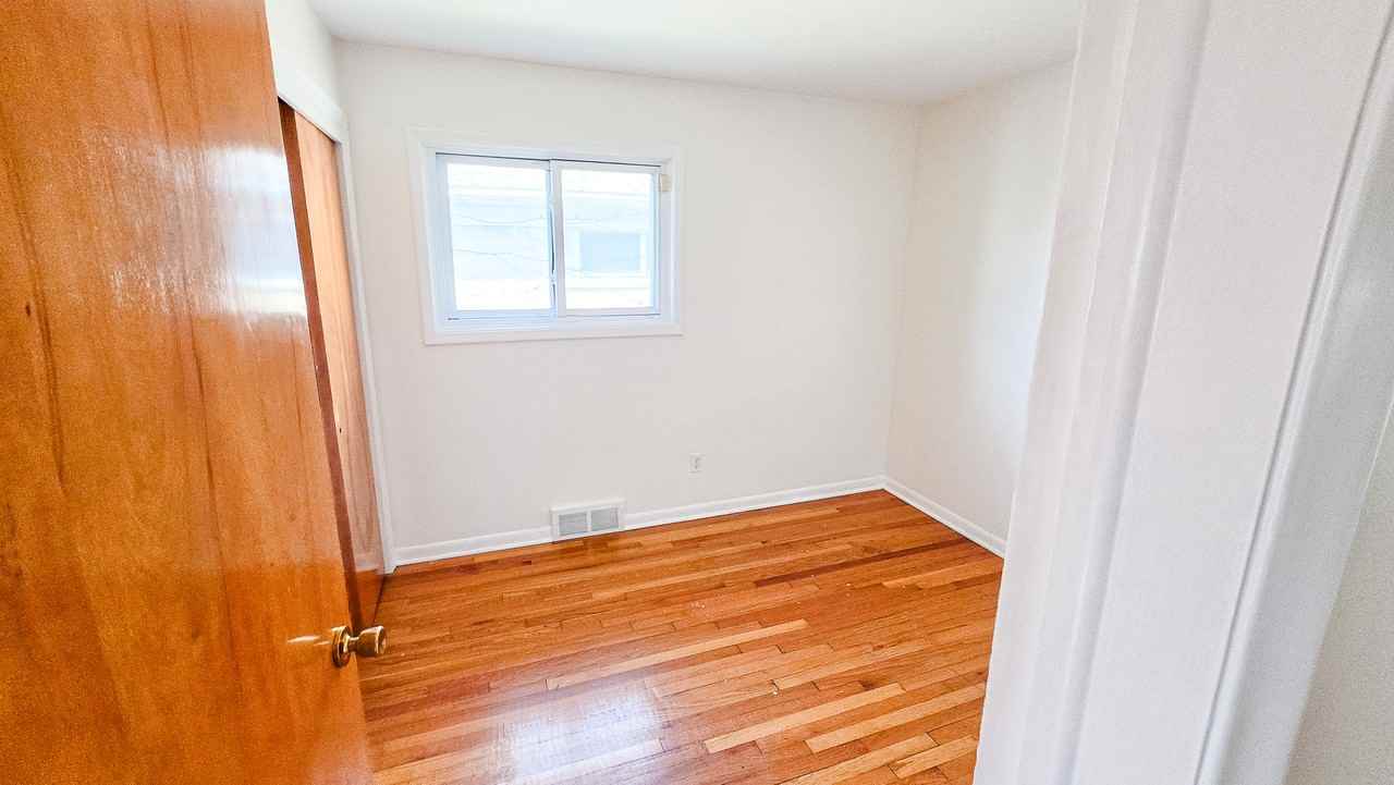 3914 Mckinley St #1 - Photo 7 of 15