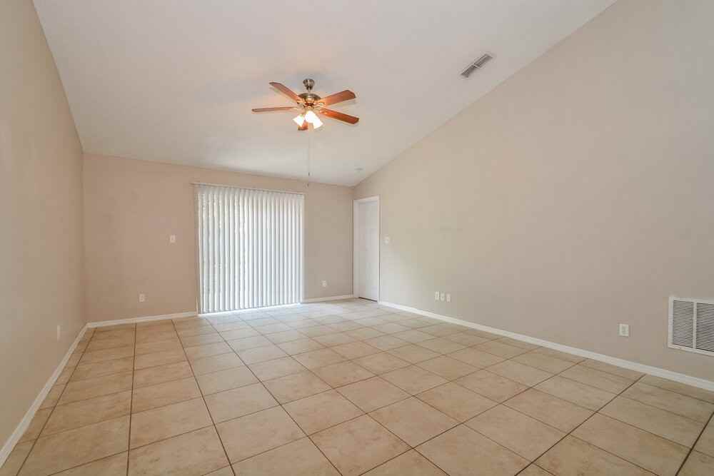 3229 New Mexico Ct - Photo 5 of 16