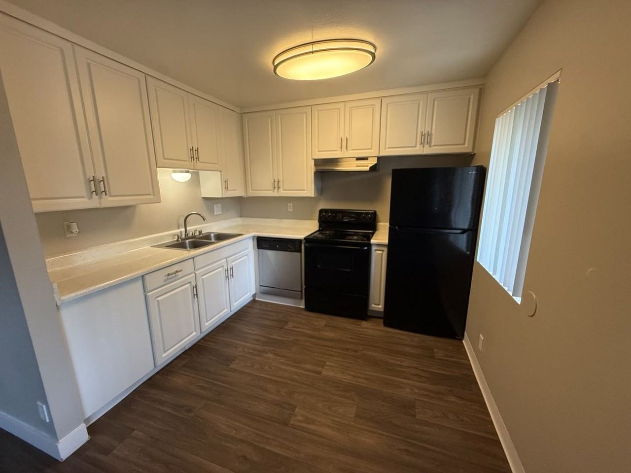 Sage View Apts - Photo 4 of 38