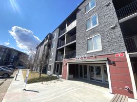 featured image of 3211 James Mowatt Trail Sw