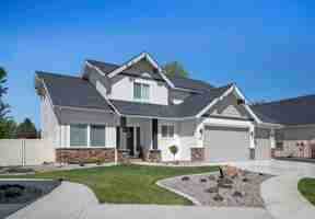 featured image of 581 N Devon Pl #1