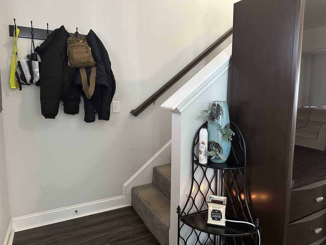 345 Mcclelland Loop Ne #1 - Photo 3 of 31