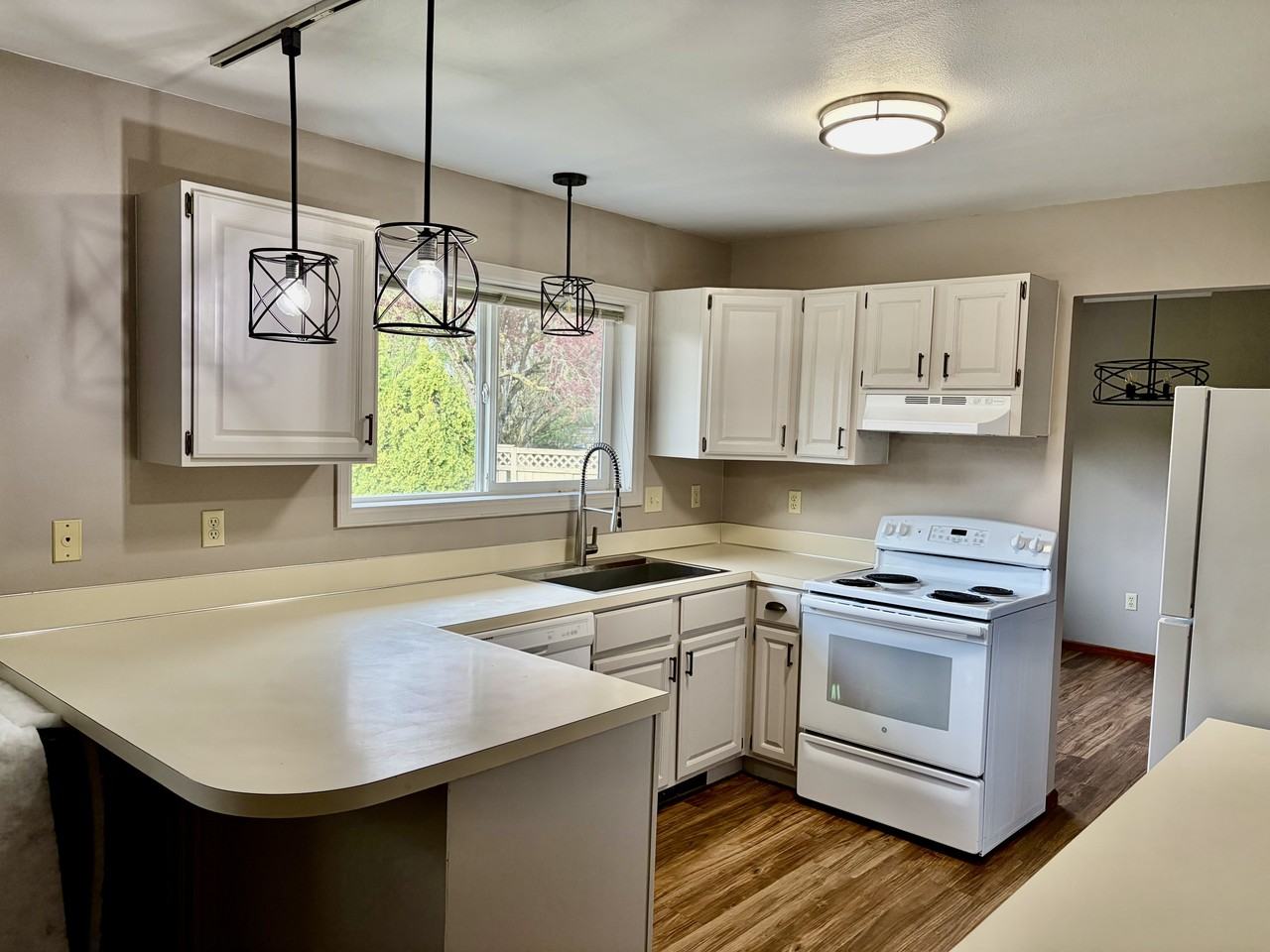 709 Vine St #1 - Photo 2 of 18