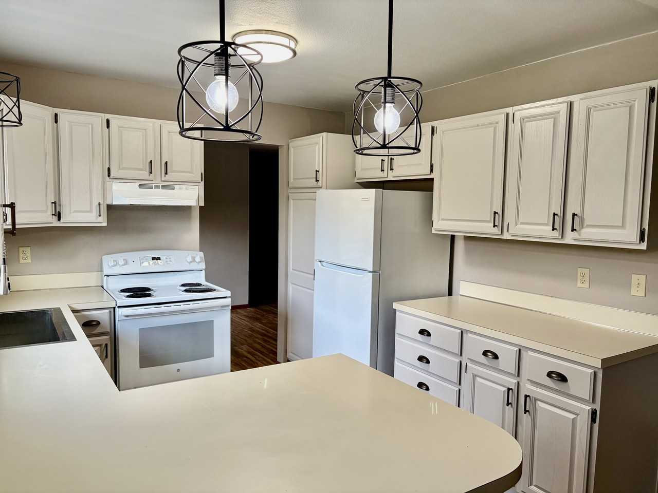 709 Vine St #1 - Photo 3 of 18