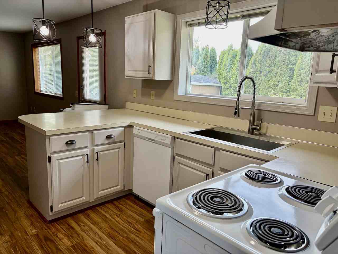 709 Vine St #1 - Photo 4 of 18