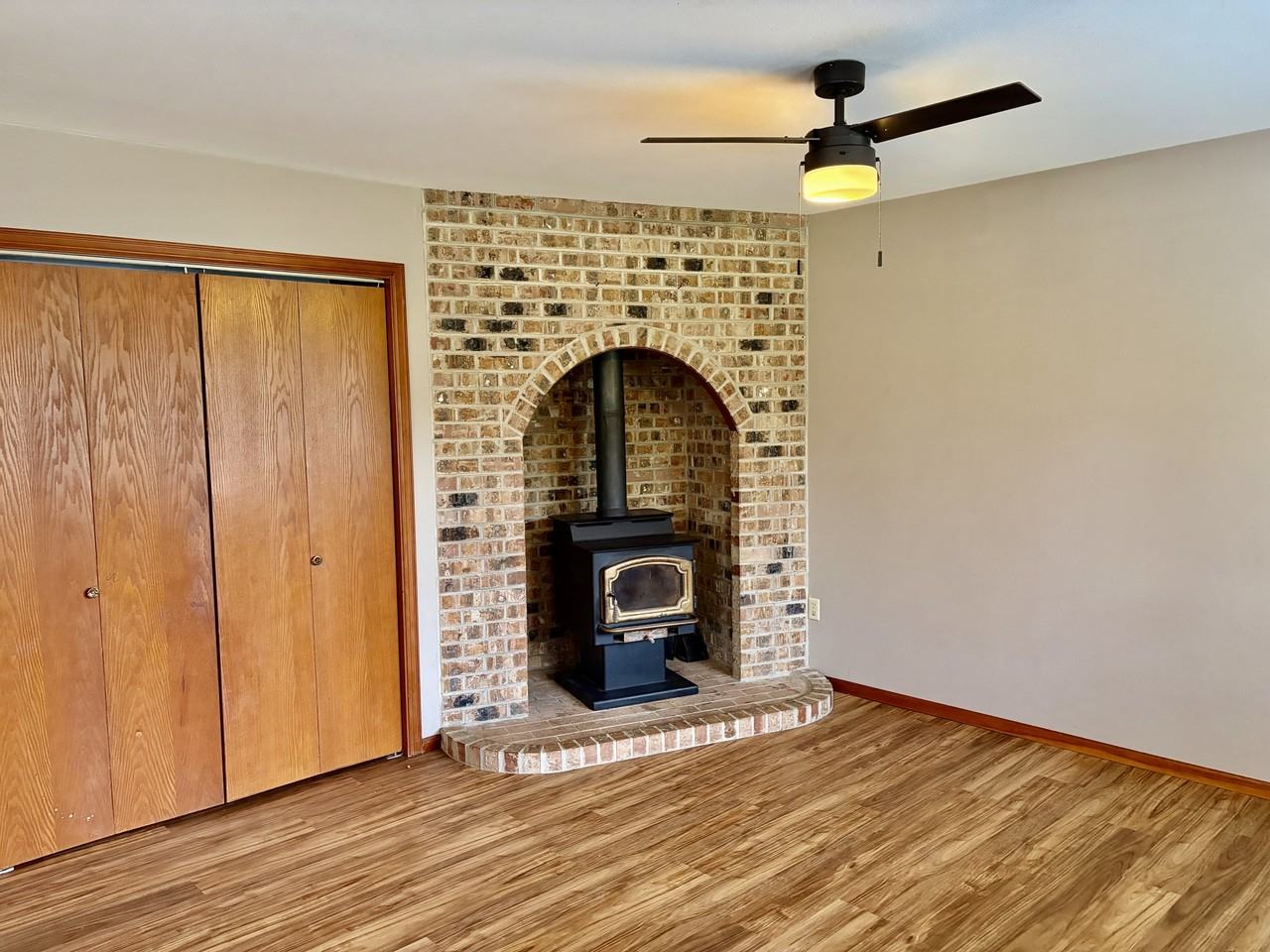 709 Vine St #1 - Photo 5 of 18