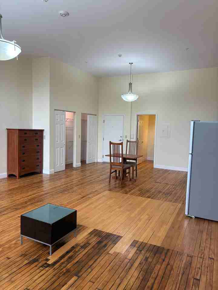 800 James AveUnit 3109 #3109 - Photo 5 of 37