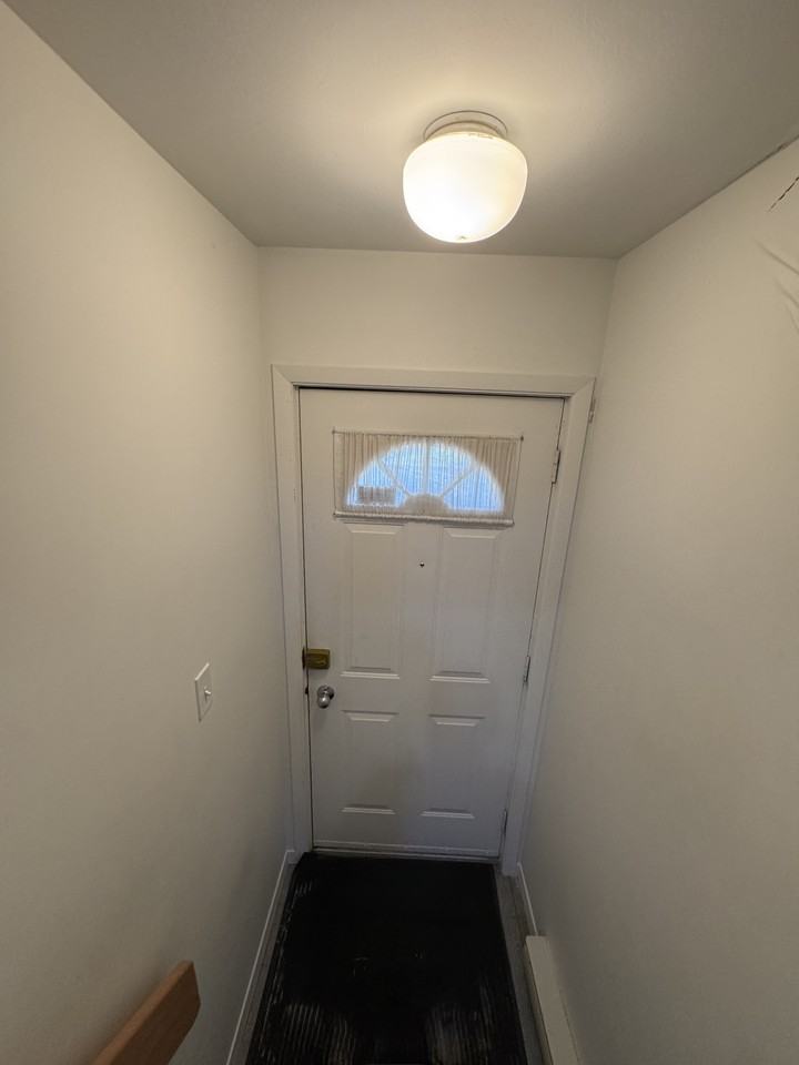 Avenue du Château Pierrefonds - Photo 3 of 17