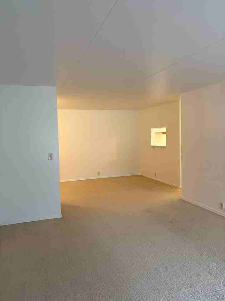 The Racquet Club Apartments - Photo 2 of 50