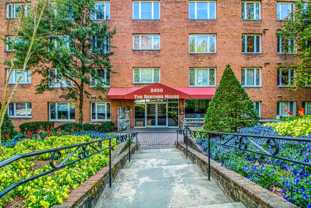 2400 41st St Nw #504 - Photo 1 of 1