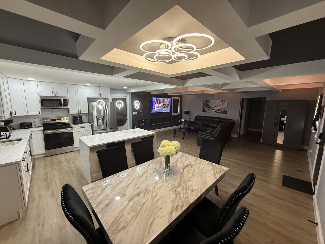 7022 Highbridge Road - 1 Top Floor #1 - Photo 3 of 8