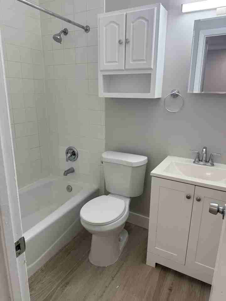 1331 Holly Heights Dr #3 - Photo 5 of 5