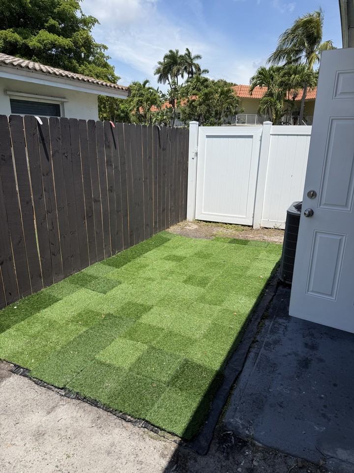 1122 Ne 16th Pl #1 - Photo 6 of 6