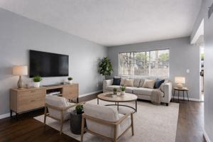 featured image of 421 W 87th Pl #421