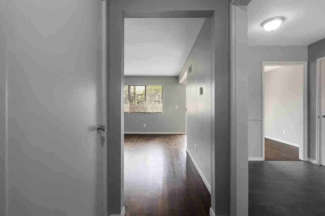 421 W 87th Pl #421 - Photo 3 of 28