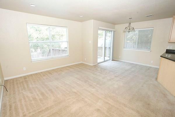 1719 Sylvan Dr #B - Photo 3 of 26